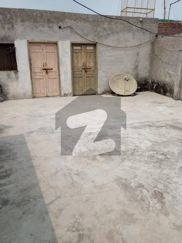 Sambrial Saleem Pura Outstanding Location Beautiful House at very reasonable price Sambrial Saleem Pura Outstanding Location Beautiful House at very reasonable price