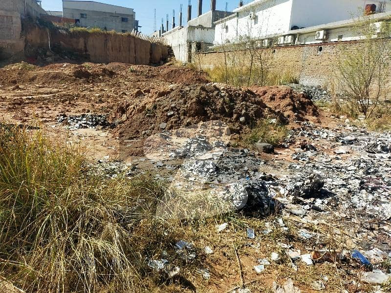 Plot For Sale 8 Kanal Ideal Location Plot For Sale 8 Kanal Ideal Location