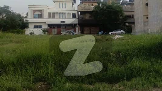 میڈیا ٹاؤن ۔ بلاک بی میڈیا ٹاؤن,راولپنڈی میں 12 مرلہ رہائشی پلاٹ 4.25 کروڑ میں برائے فروخت۔