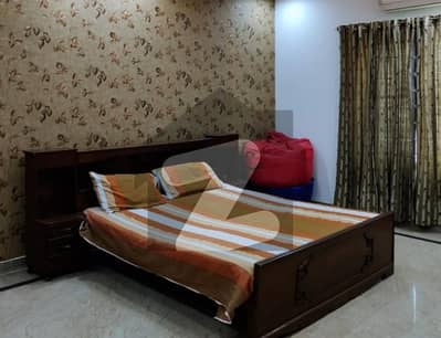 Ideal Room In Model Town Available For Rs. 50000