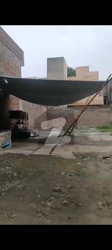 علامہ اقبال ٹاؤن ۔ نشتر بلاک علامہ اقبال ٹاؤن,لاہور میں 7 مرلہ کمرشل پلاٹ 4.0 کروڑ میں برائے فروخت۔