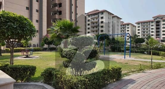 In Askari 10 - Sector S Flat For Sale Sized 12 Marla