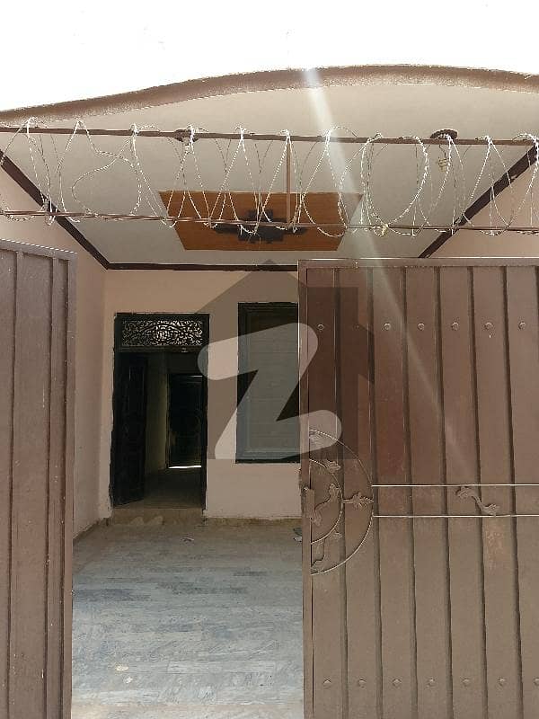 شالیمار کالونی ملتان میں 3 کمروں کا 5 مرلہ مکان 29.0 ہزار میں کرایہ پر دستیاب ہے۔ شالیمار کالونی ملتان میں 3 کمروں کا 5 مرلہ مکان 29.0 ہزار میں کرایہ پر دستیاب ہے۔