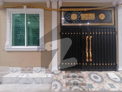 پیکو روڈ لاہور میں 3 کمروں کا 3 مرلہ مکان 1.4 کروڑ میں برائے فروخت۔