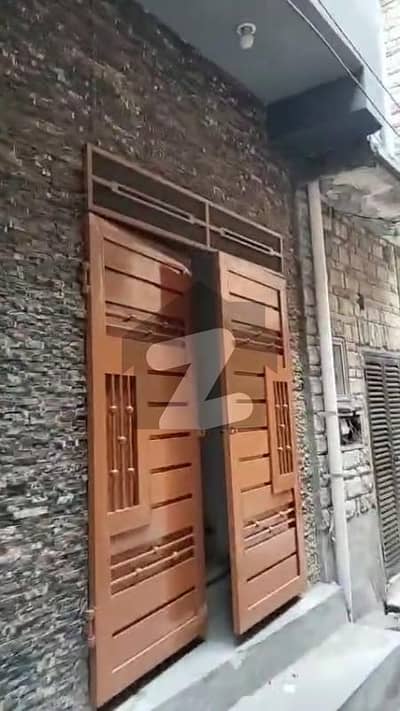FOR SALE: 4 STORY HOUSE LOCATED NEAR WARIS KHAN METRO STATION, MAIN MUREE ROAD, RAWALPINDI - GAS, WATER AVAILABLE