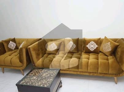 بحریہ ٹاؤن سیکٹر ای بحریہ ٹاؤن,لاہور میں 2 کمروں کا 4 مرلہ فلیٹ 80.0 ہزار میں کرایہ پر دستیاب ہے۔