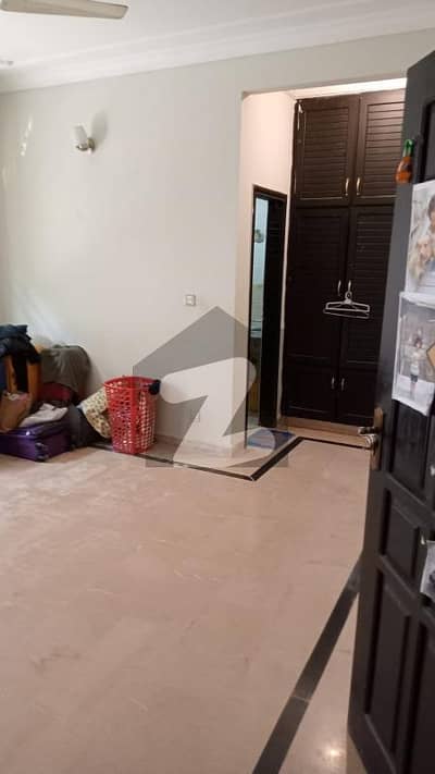Room For Rent G-10/4