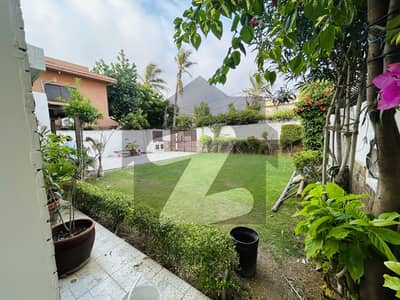 500 Sq Yards FULLY FURNISHED Bungalow For Rent