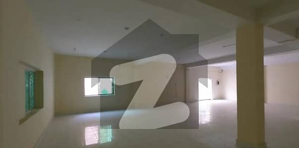 4000 Sf For Banks Multinational Companies
