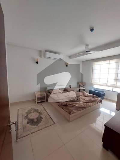 Fully Furnished 1 Bed Full Sea Facing Available In Emaar