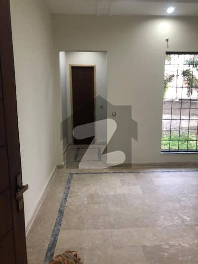 10 Marla New House For Rent