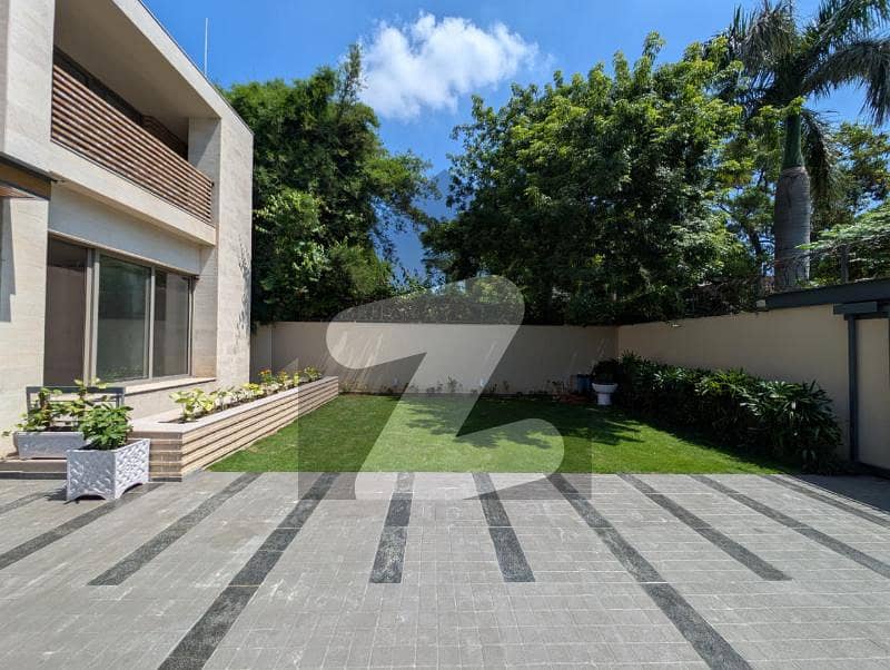 Elegant House Is For Rent In F-7 Elegant House Is For Rent In F-7