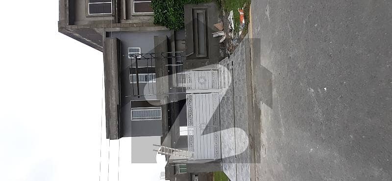 10Marla Designer House Available For Sale 10Marla Designer House Available For Sale