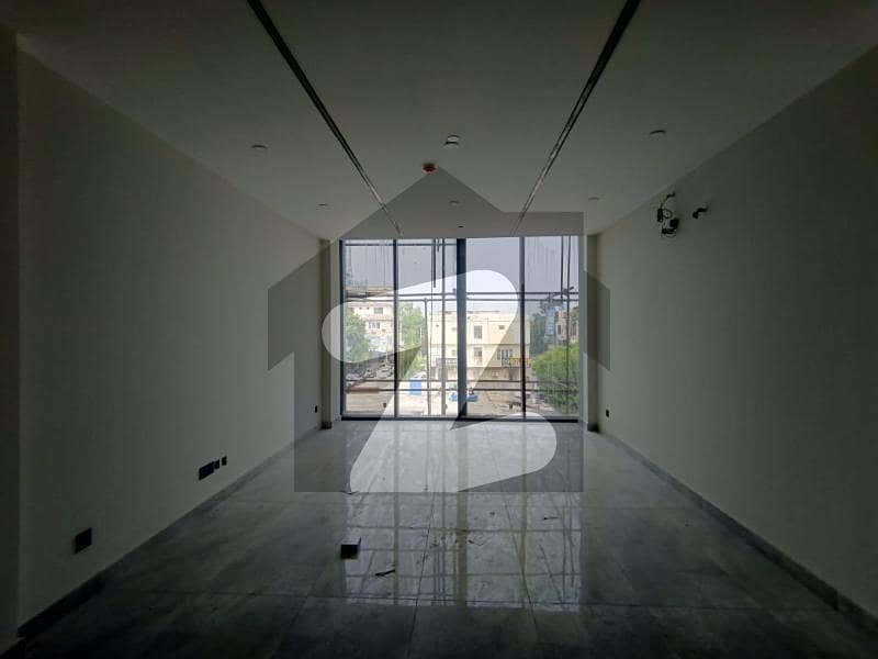 جی ۔ 9 مرکز جی ۔ 9,اسلام آباد میں 3 مرلہ دفتر 2.45 لاکھ میں کرایہ پر دستیاب ہے۔