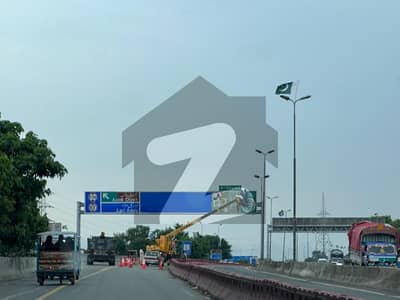 بند روڈ لاہور میں 2 کنال کمرشل پلاٹ 25.0 کروڑ میں برائے فروخت۔