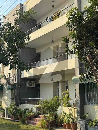 Urgent Sale 3 Bedrooms Flat Askari 3