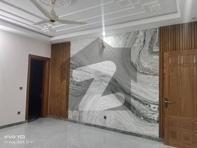 Police Foundation One Kannal Upper Portion For Rent