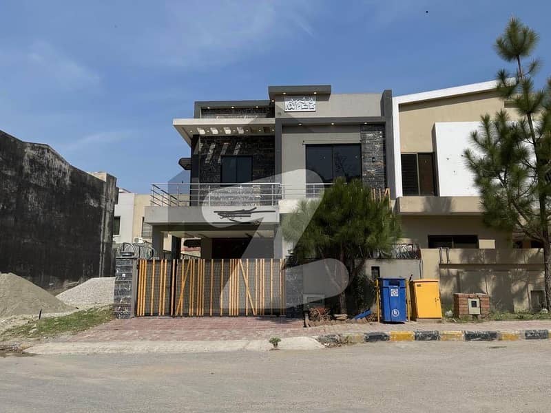Ultra Modren 10 Marla House For Sale In Very Reasonable Price Ultra Modren 10 Marla House For Sale In Very Reasonable Price