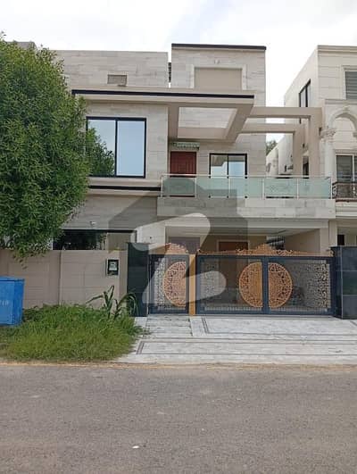 8 Marla brand new house available for rent