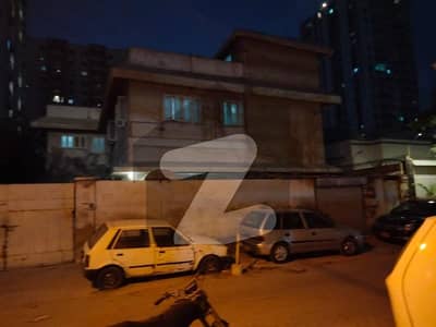 پی