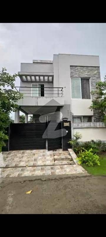 A Beautiful House With Peaceful Environment A Beautiful House With Peaceful Environment