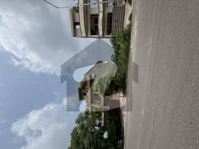 G-10 Front Back open 5marly plot For sale