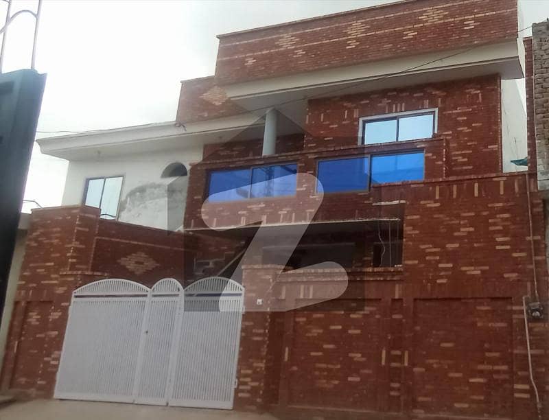 Jinnah Town House Sized 6 Marla Is Available Jinnah Town House Sized 6 Marla Is Available