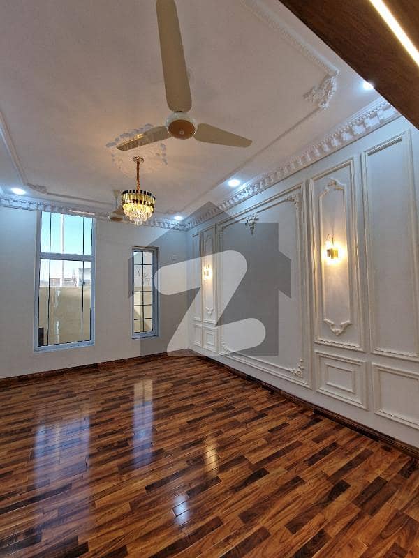 GULBERG RESIDENCIA 7M HOUSE FOR SALE GULBERG RESIDENCIA 7M HOUSE FOR SALE