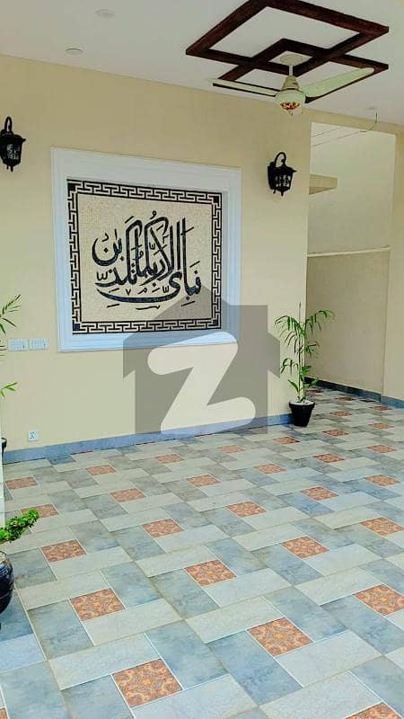 لیک سٹی میڈوز لاہور میں 5 کمروں کا 10 مرلہ مکان 4.65 کروڑ میں برائے فروخت۔ لیک سٹی میڈوز لاہور میں 5 کمروں کا 10 مرلہ مکان 4.65 کروڑ میں برائے فروخت۔