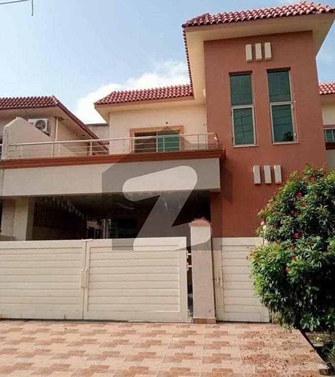 10 Marla 5 Bedrooms House For Sale In Askari 11 Lahore. 10 Marla 5 Bedrooms House For Sale In Askari 11 Lahore.
