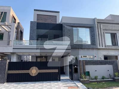 عبداللہ گارڈنز ایسٹ کینال روڈ,کینال روڈ,فیصل آباد میں 5 کمروں کا 11 مرلہ مکان 2.75 لاکھ میں کرایہ پر دستیاب ہے۔