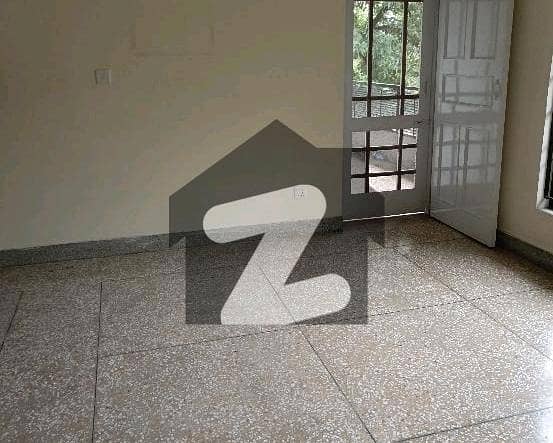 F10 2 Bed Independent Upper Portion F10 2 Bed Independent Upper Portion
