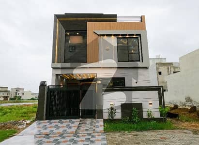 Prime Location In Central Park - Block B House For sale Sized 10 Marla Prime Location In Central Park - Block B House For sale Sized 10 Marla