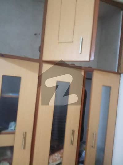 ROOM AVAILABLE FOR RENT IN JOHAR TOWN PHASE NEAR EMPORIUM