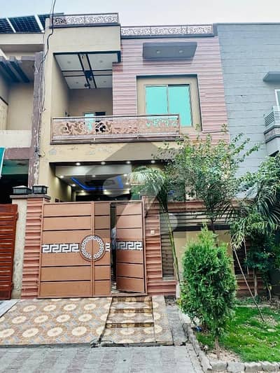 3 Marla Double Story Owner Build House Available For Sale 3 Marla Double Story Owner Build House Available For Sale