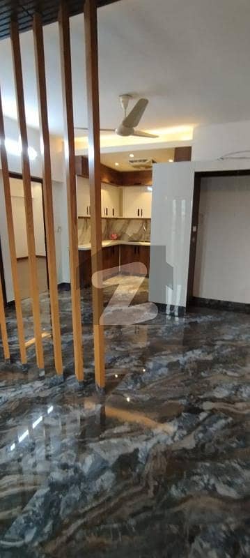گرومندرچورنگی کراچی میں 3 کمروں کا 8 مرلہ فلیٹ 4.5 کروڑ میں برائے فروخت۔