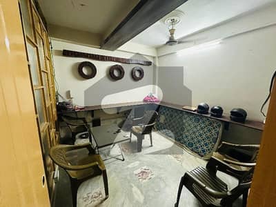 پی