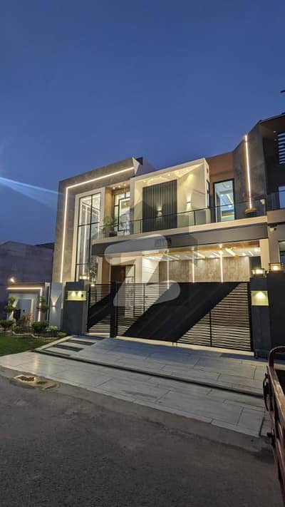 A Near to Mosque 10 Marla House Located In Royal Orchard Is Available For sale