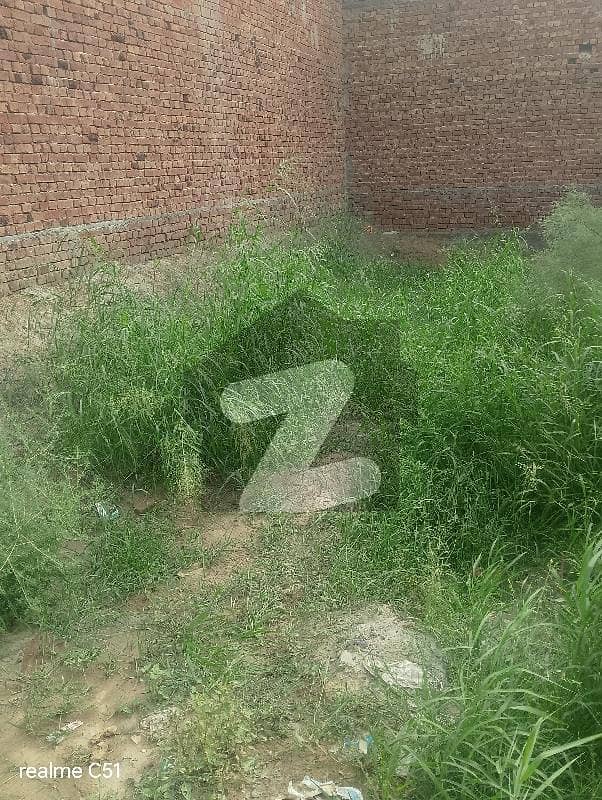 رچنا ٹاؤن فیصل آباد میں 4 مرلہ رہائشی پلاٹ 42.0 لاکھ میں برائے فروخت۔ رچنا ٹاؤن فیصل آباد میں 4 مرلہ رہائشی پلاٹ 42.0 لاکھ میں برائے فروخت۔