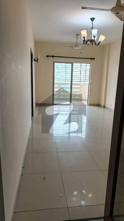 OYSTER VIWE APARTMENT IS AVAILABLE FOR RENT VERY PRECIOUS 3 BEDROOMS D/D LIFT, RESERVED CAR PARKING BOUNDARY WALL IN CLIFTON BLOCK-2 KARACHI.