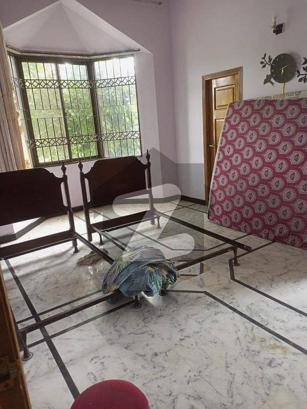 G. 10 Upper Portion For Rent 2bed G. 10 Upper Portion For Rent 2bed