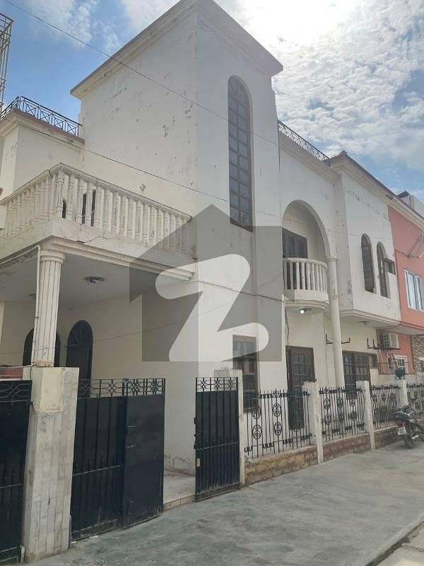 Townhouse For Sale In Clifton Block 5