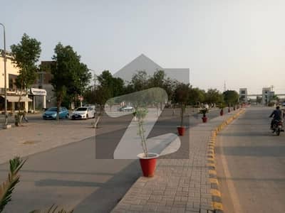 T BLOCK 1 KANAL PLOT FOR SELL MB HOT LOCATION