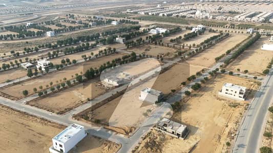 272sq yd plot FOR SALE in Precicnt-30 adjacent to JINNAH AVENUE. 12min Drive from Main Gate of Bahria Town Karachi. Developed and Ready to Construct PLOTS at INVESTOR RATES.