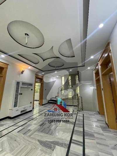 10 Marla Ground & Basement For Rent