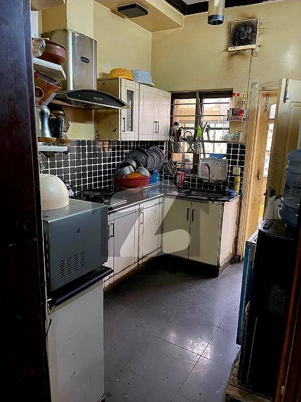 30x60 7 Marla Used house for Sale G-13 30x60 7 Marla Used house for Sale G-13