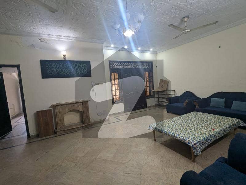HOUSE (40X80) GROUND PORTION AVALIABLE FOR RENT I-8/3 HOUSE (40X80) GROUND PORTION AVALIABLE FOR RENT I-8/3