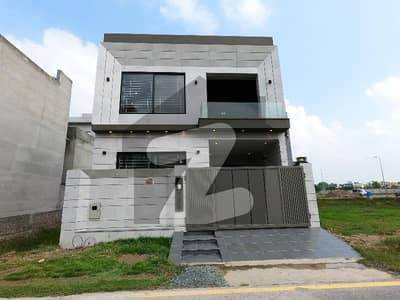 Prime Location 5 Marla House In Union Livings For sale