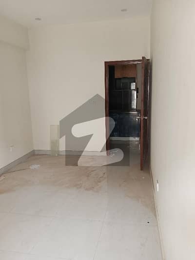 2 bed dd and 3 bed dd flats are available for rent brand new building