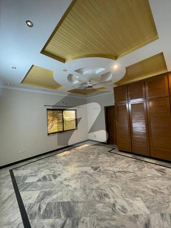 10 Marla House Situated In D-12 For rent 10 Marla House Situated In D-12 For rent